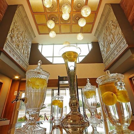 Imperial Park Hotel Izmit Buitenkant foto