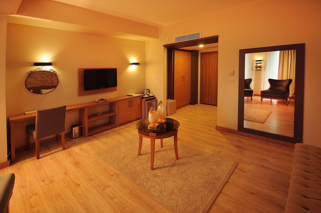 Imperial Park Hotel Izmit Kamer foto