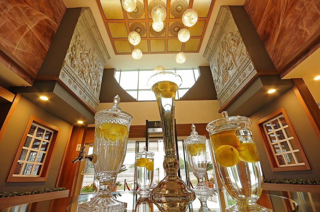 Imperial Park Hotel Izmit Buitenkant foto