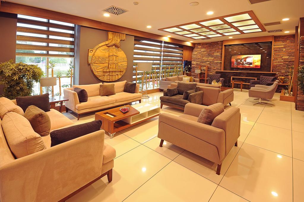 Imperial Park Hotel Izmit Buitenkant foto