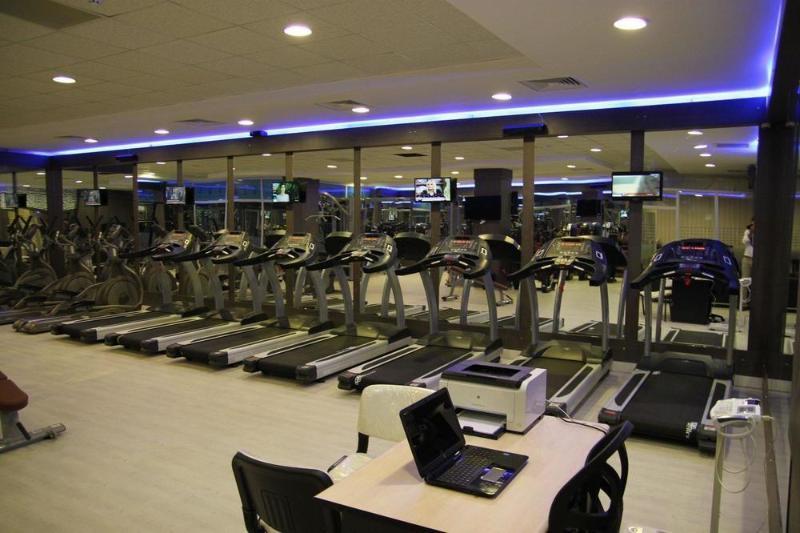 Imperial Park Hotel Izmit Buitenkant foto