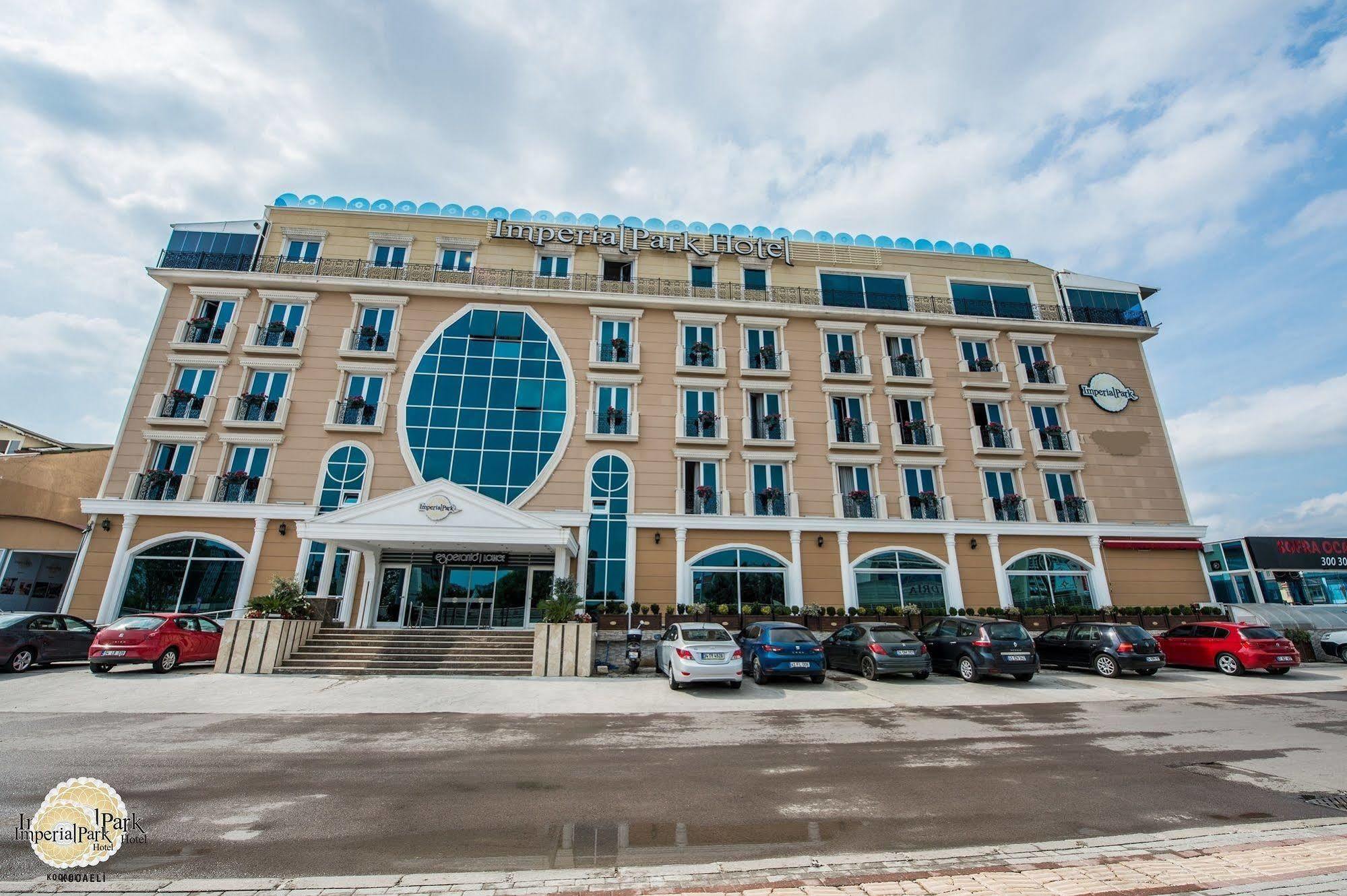 Imperial Park Hotel Izmit Buitenkant foto